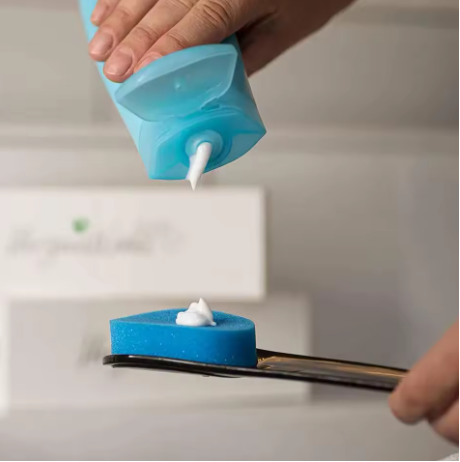 Lotion Applicator for Hard-to-Reach Areas – Disability Aid | NDIS & MyAgedCare Approved